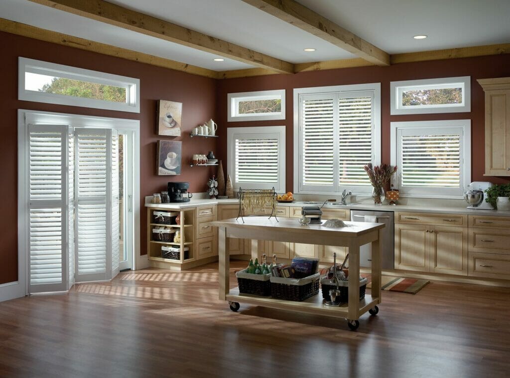 Cotton • Two panel Bi-Fold doors • 2½ inch louver • L frame • Hidden Rear Tilt Cotton • Two panel Bi-Fold doors • 2½ inch louver • L frame • Hidden Rear Tilt