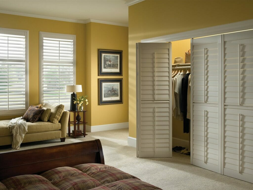 Pearl • Bi-fold closet doors • 3½ inch l ouver • Trim Frame • Deluxe Divider Rail • Tilt Bar Pearl • Bi-fold closet doors • 3½ inch l ouver • Trim Frame • Deluxe Divider Rail • Tilt Bar