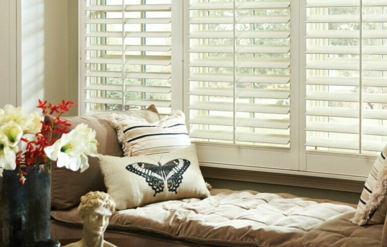 How to Clean Shutters